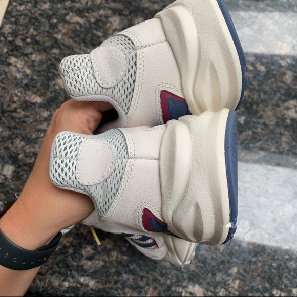 Adidas sneakers - Picture 6 of 9